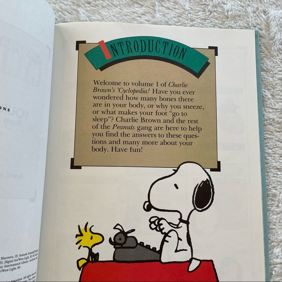 Charlie Brown’s Cyclopedia Volume 1 Your Amazing Body 1990 Vintage Book - Picture 4 of 9